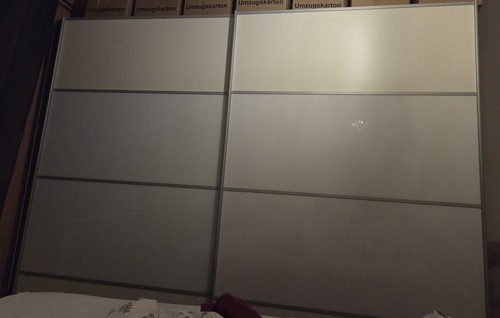 Großer kleiderschrank - kleiderschrank, zu